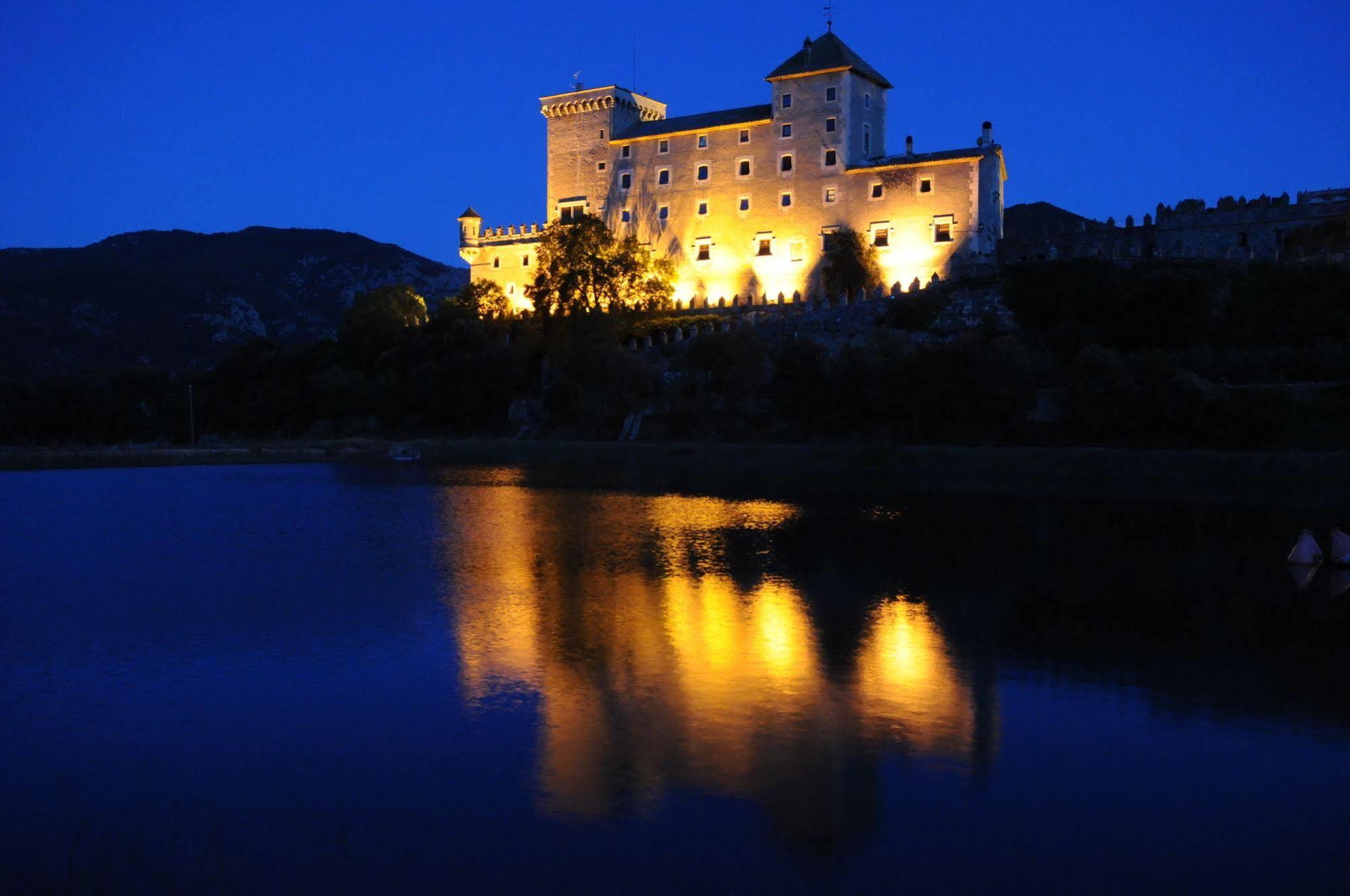 Appartement Castell De Riudabella à Vimbodi I Poblet Extérieur photo